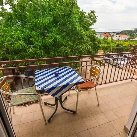 689 Appartement Banjol
